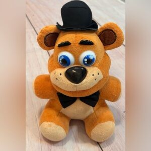 Five Nights at Freddy's Freddy Fazbear Plush Doll 2017 RARE READ